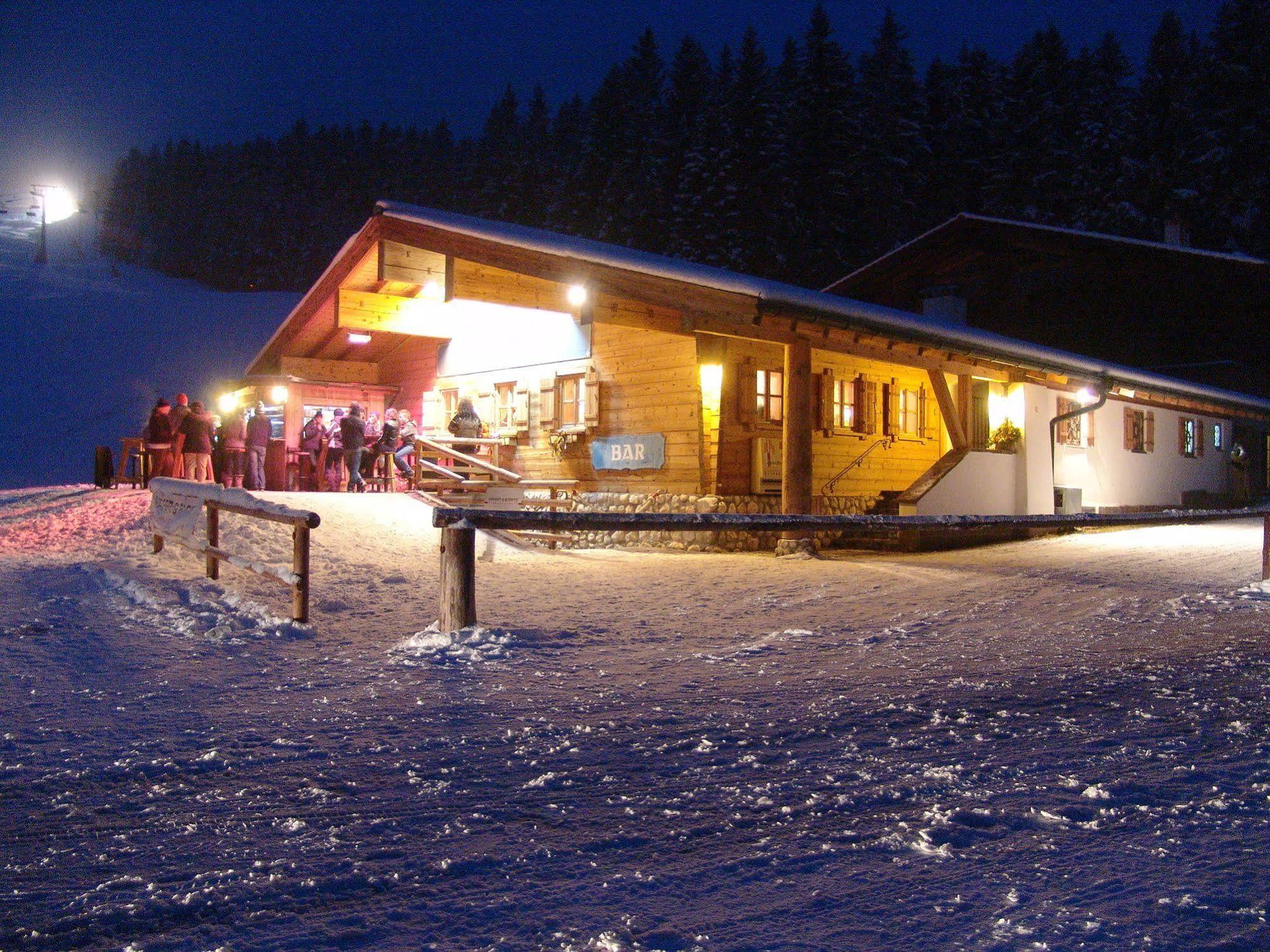 Alpengasthof Goetschenalm Бишофсвизен Екстериор снимка
